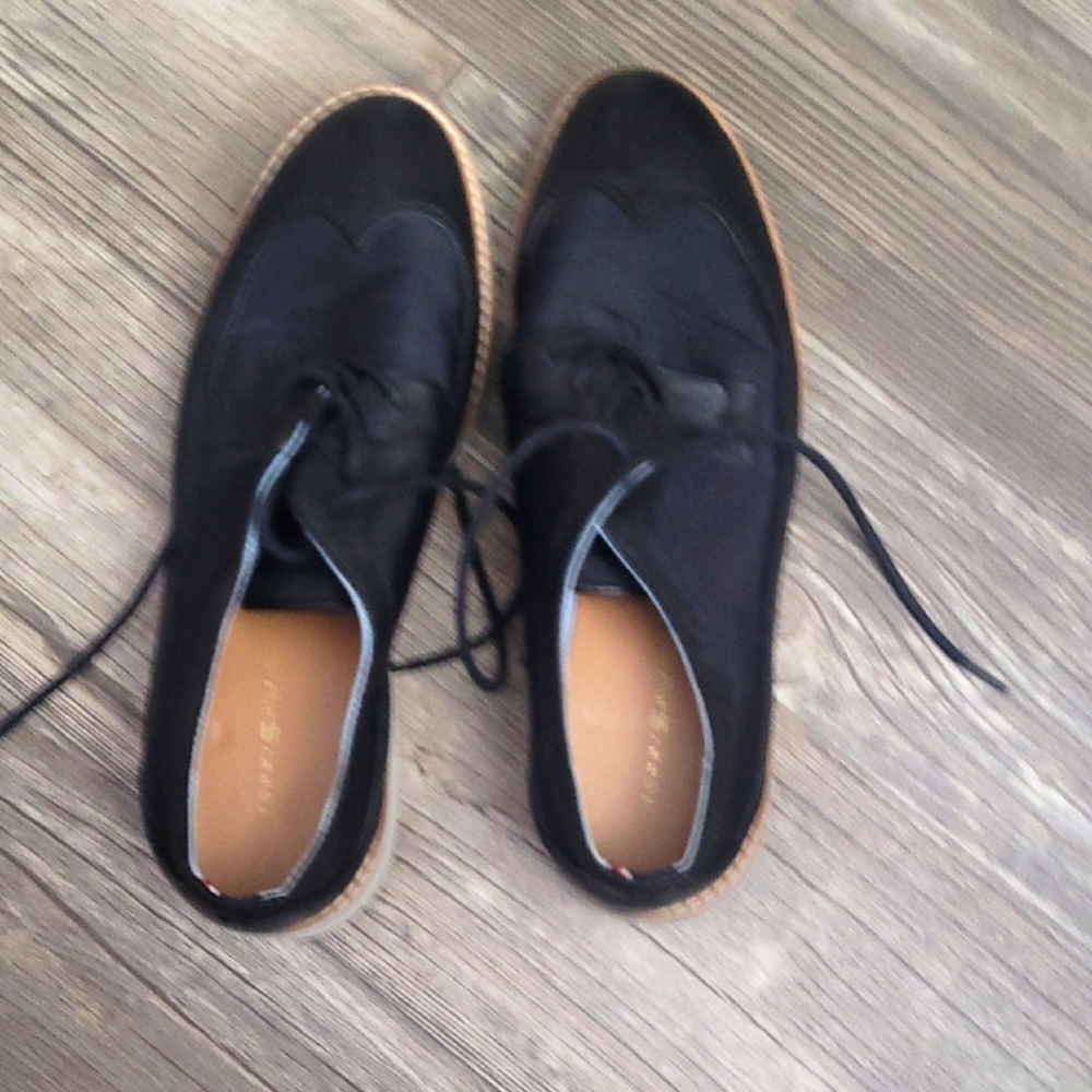 Tommy Hilfiger Black Women's Shoes Size 8 (38)